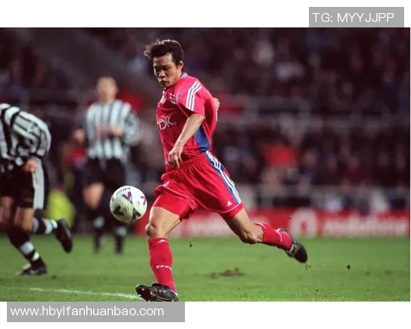 足球明星高清屏保尽享绿茵场魅力与激情瞬间的完美呈现